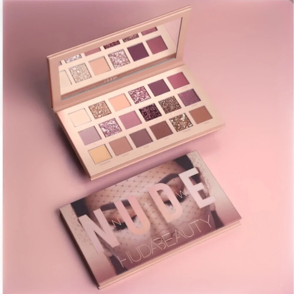 HUDA BEAUTY Nude Eyeshadow Palette with Pink and Gold Shades - Picture 4 of 14